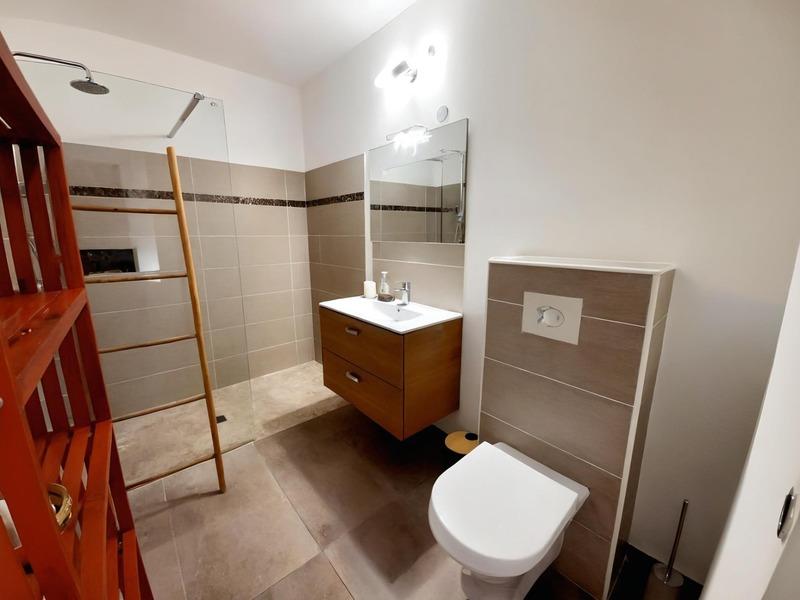 Propriété - 130 m² - 4 pièces