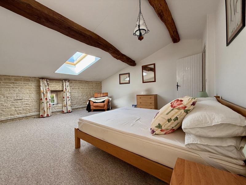 Maison - 324 m² - 14 pièces