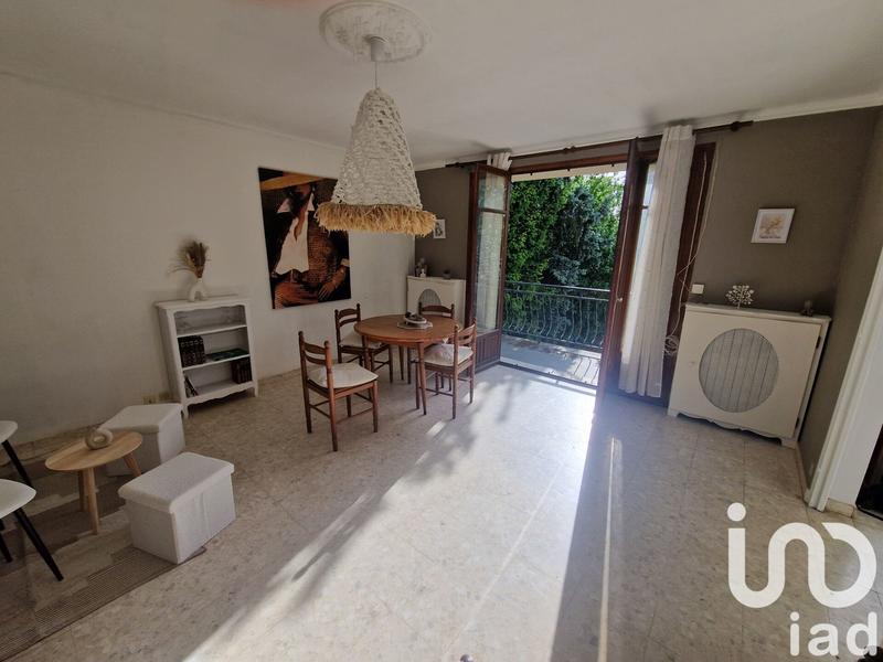 Maison - 96 m² - 5 pièces