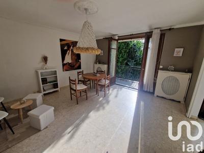 Maison - 96 m² - 5 pièces