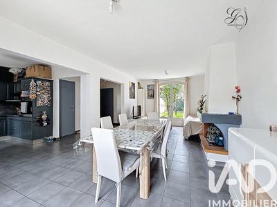 Maison - 89 m² - 4 pièces