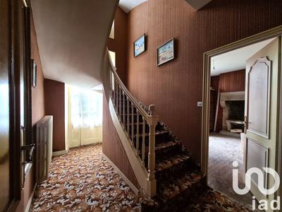 Maison - 192 m² - 10 pièces