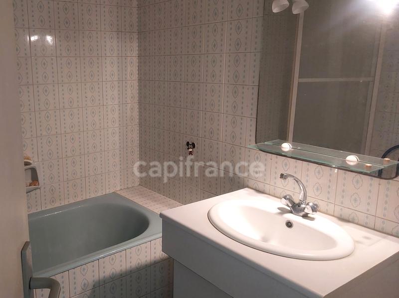Appartement - 77 m² - 3 pièces