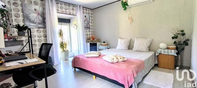 Maison - 243 m² - 15 pièces