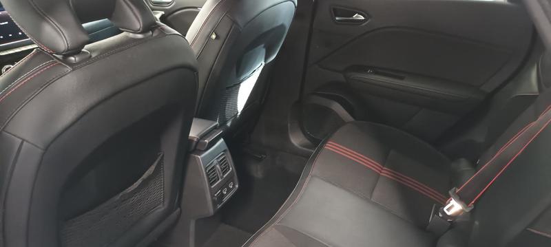 Renault Captur E-Tech 145 - 21b R.S. Line