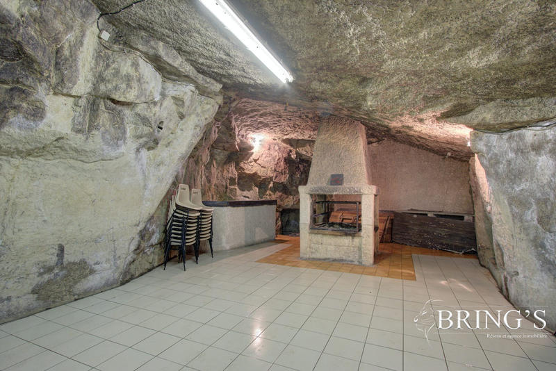 Maison ancienne - 110 m² - 40 pièces