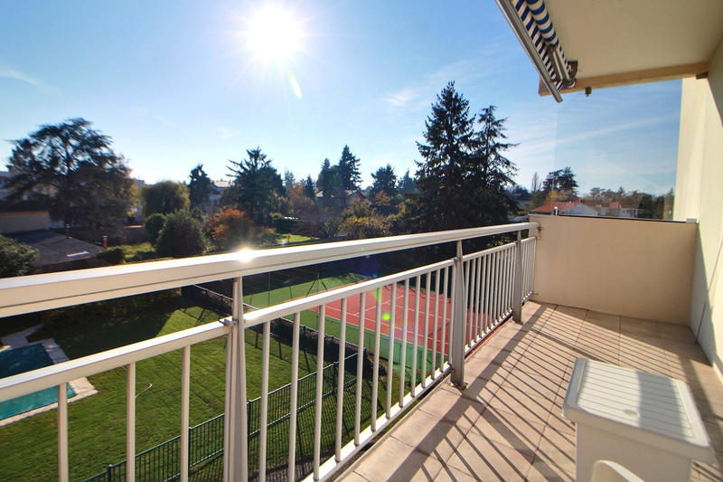 Appartement - 98 m² - 4 pièces