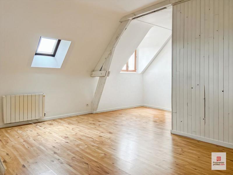 Maison - 96 m² - 4 pièces