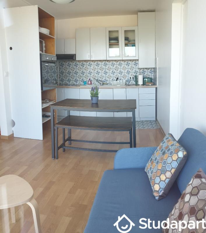 Chambre - 9 m² - 1 pièce