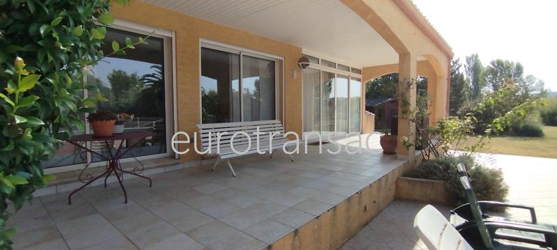 Maison - 192 m² - 5 pièces