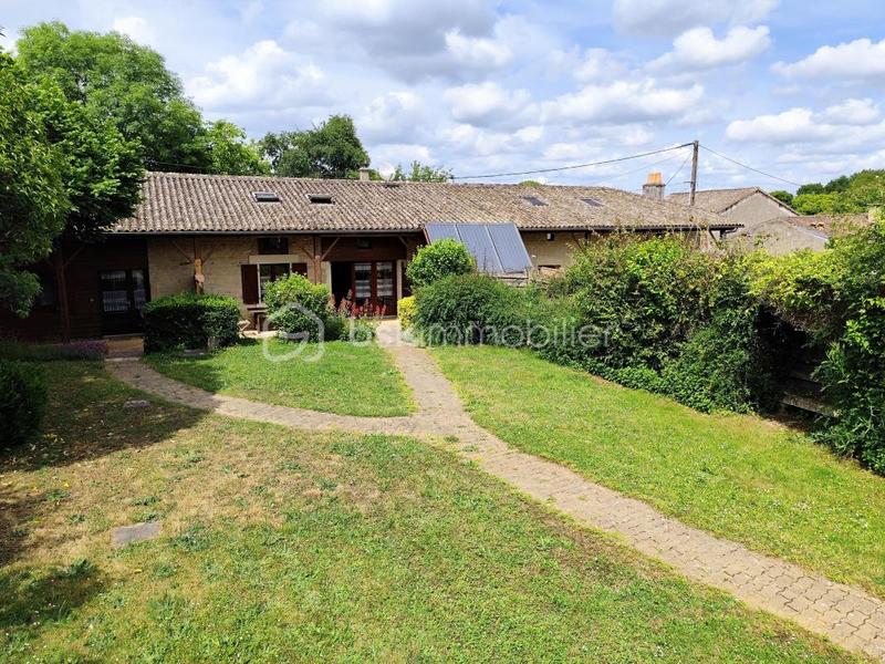 Longère - 195 m² - 9 pièces