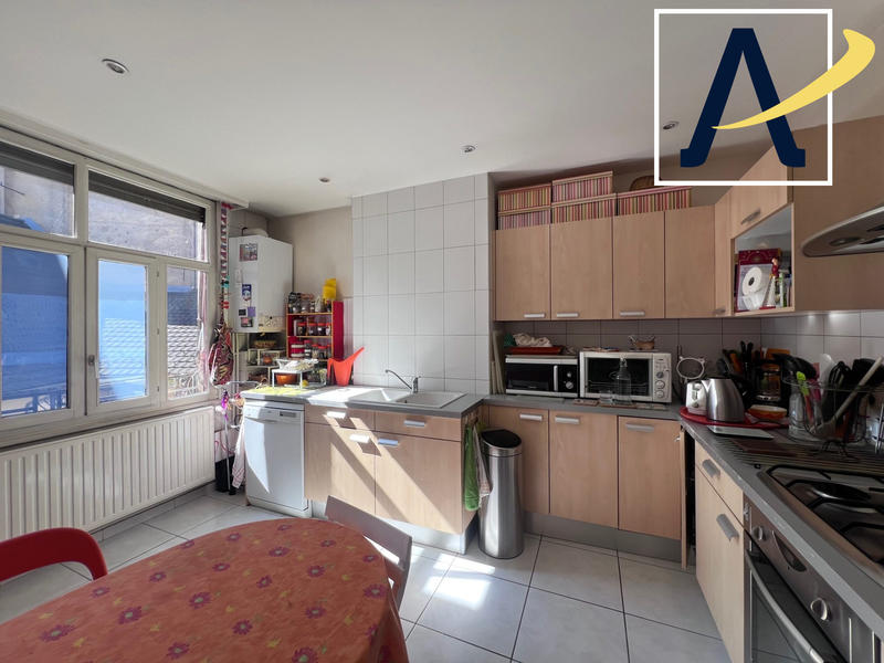 Appartement - 161 m² - 6 pièces