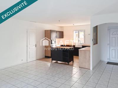 Maison - 102 m² - 4 pièces