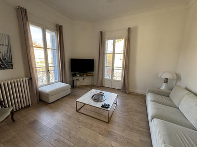 Appartement - 91 m² - 5 pièces