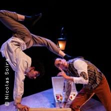 Sous le Poids des Plumes