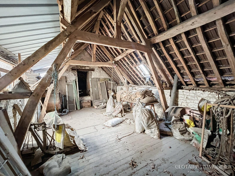 Ferme - 750 m² - 5 pièces