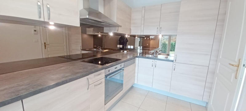 Appartement - 99 m² - 3 pièces