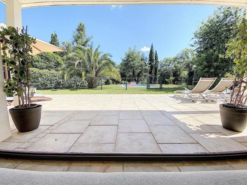 Villa - 193 m² - 5 pièces