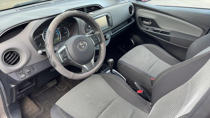 Toyota Yaris 1.5 VVTi 100h Hybrid E-Cvt Active