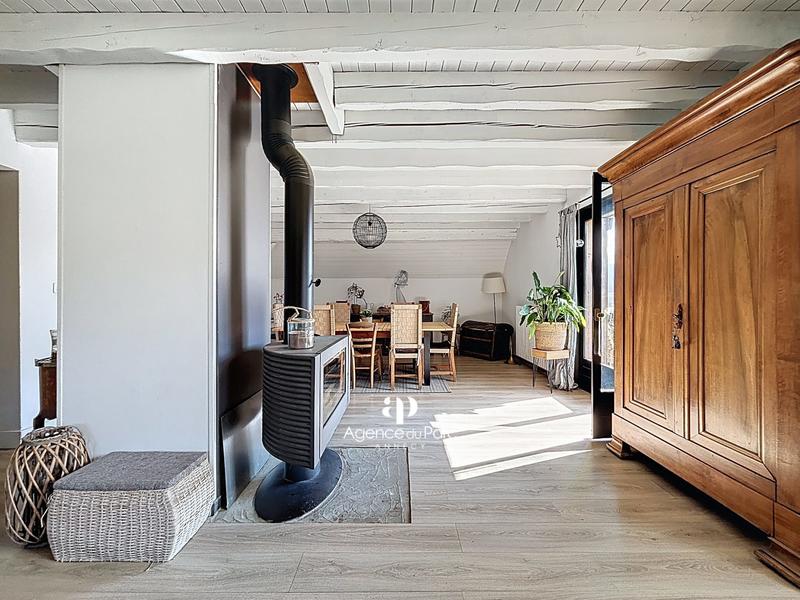 Maison - 345 m² - 12 pièces