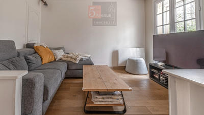 Maison - 195 m² - 8 pièces