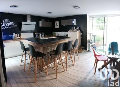 Maison de ville - 200 m² - 7 pièces