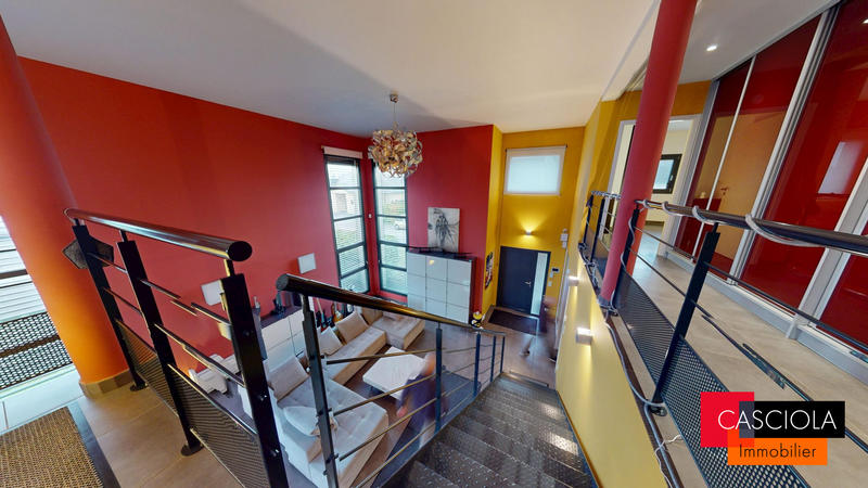 Maison - 200 m² - 6 pièces