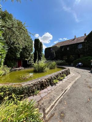 Demeure - 750 m² - 10 pièces