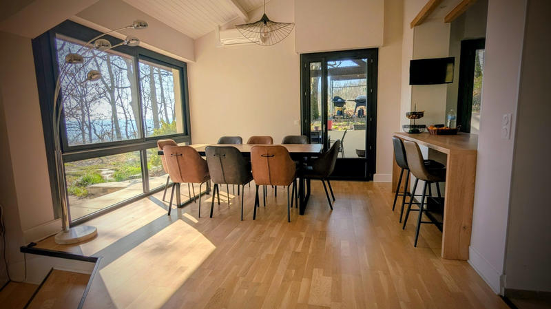 Maison - 142 m² - 5 pièces