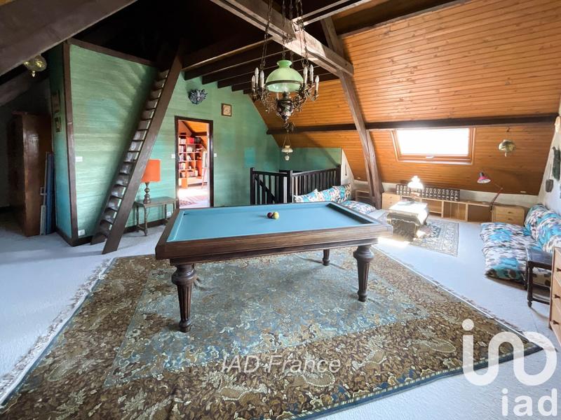 Maison - 230 m² - 10 pièces