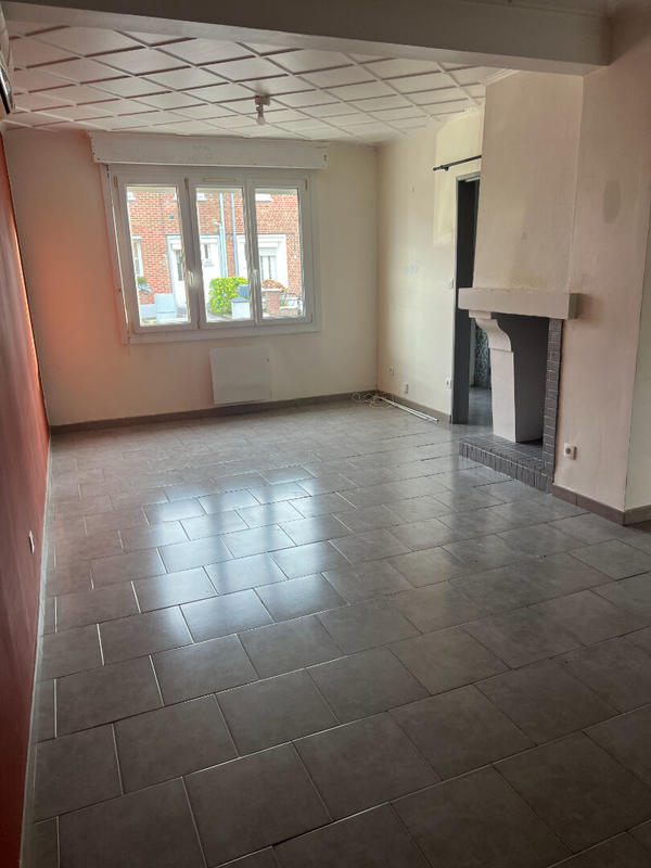 Maison - 77 m² - 4 pièces