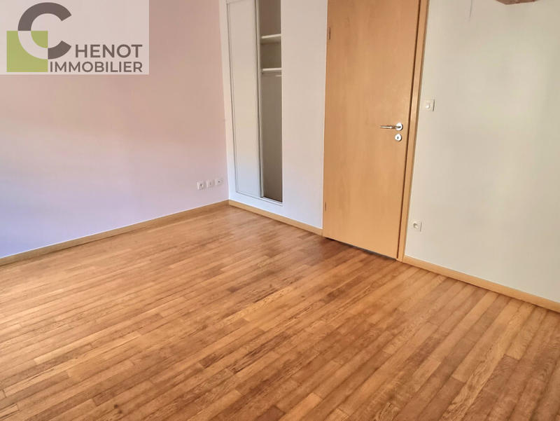 Propriété - 60 m² - 3 pièces