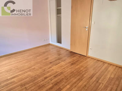 Propriété - 60 m² - 3 pièces
