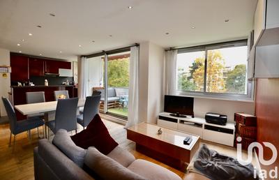 Appartement - 77 m² - 5 pièces