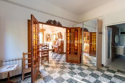 Maison - 200 m² - 7 pièces