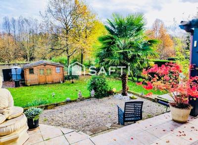 Maison - 198 m² - 8 pièces