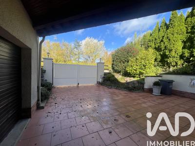 Maison - 143 m² - 5 pièces