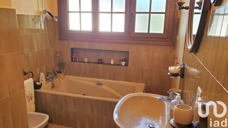 Maison - 150 m² - 8 pièces