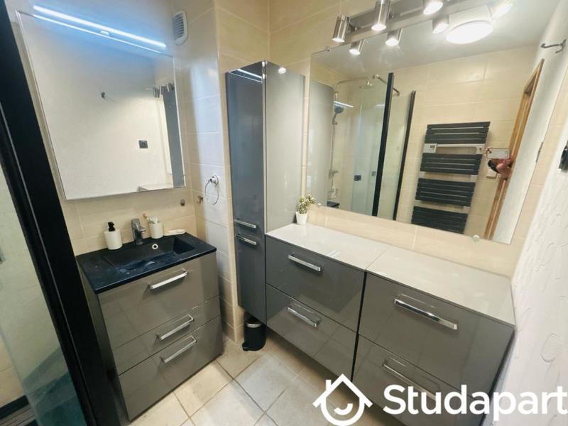 Chambre - 116 m² - 1 pièce