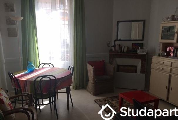 Chambre - 25 m² - 1 pièce