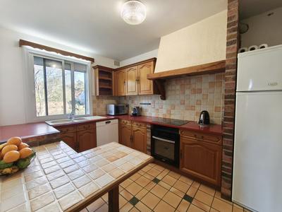 Maison - 187 m² - 10 pièces