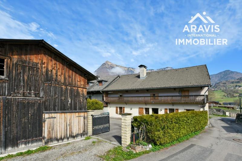 Maison - 180 m² - 7 pièces