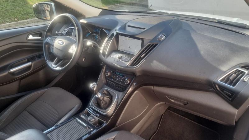 Ford Kuga 1.5 Ecoboost 150 Titanium - Bioéthanol Entretien constructeur