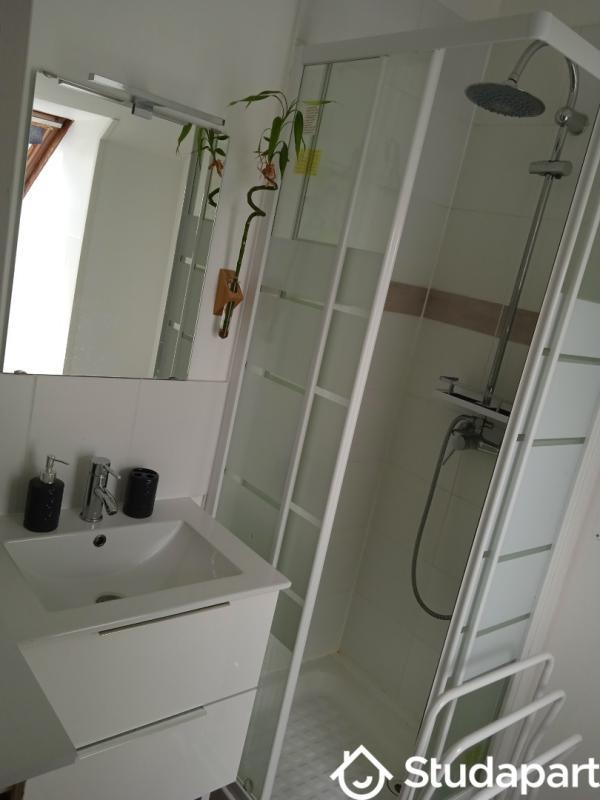 Chambre - 9 m² - 1 pièce