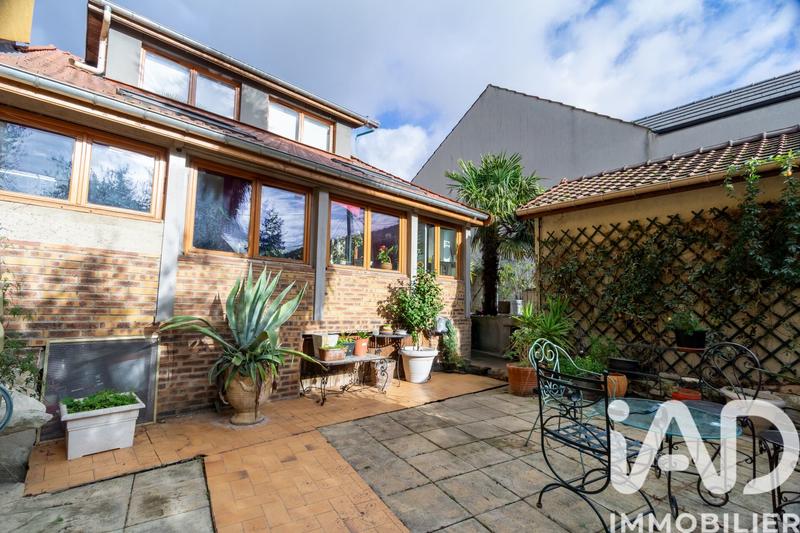 Maison - 165 m² - 7 pièces