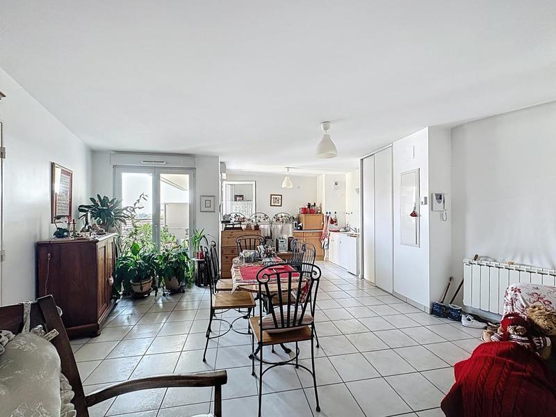 Appartement - 61 m² - 4 pièces