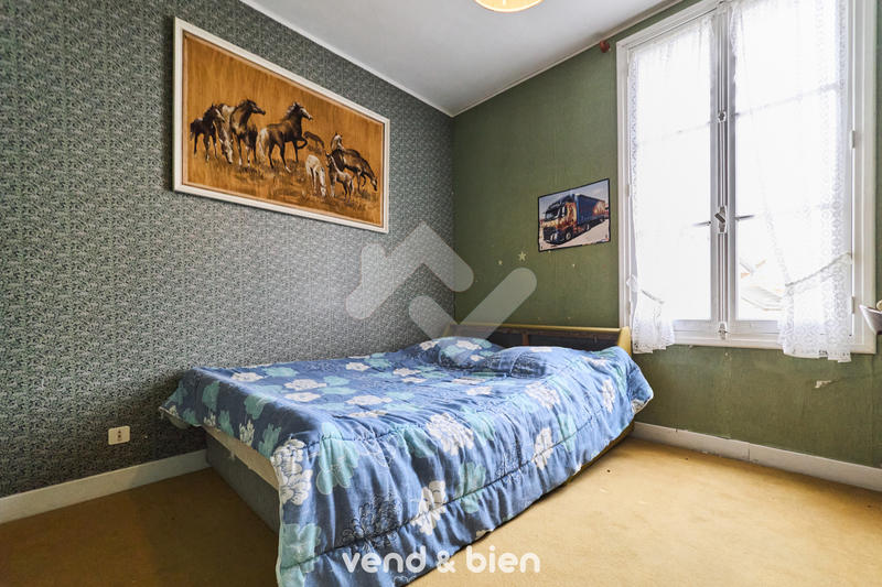 Maison - 150 m² - 10 pièces