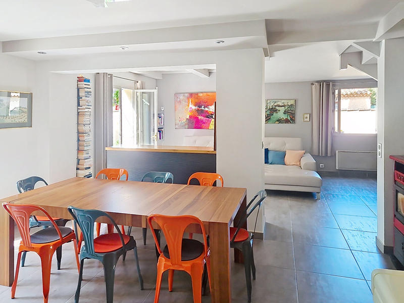 Maison - 177 m² - 7 pièces