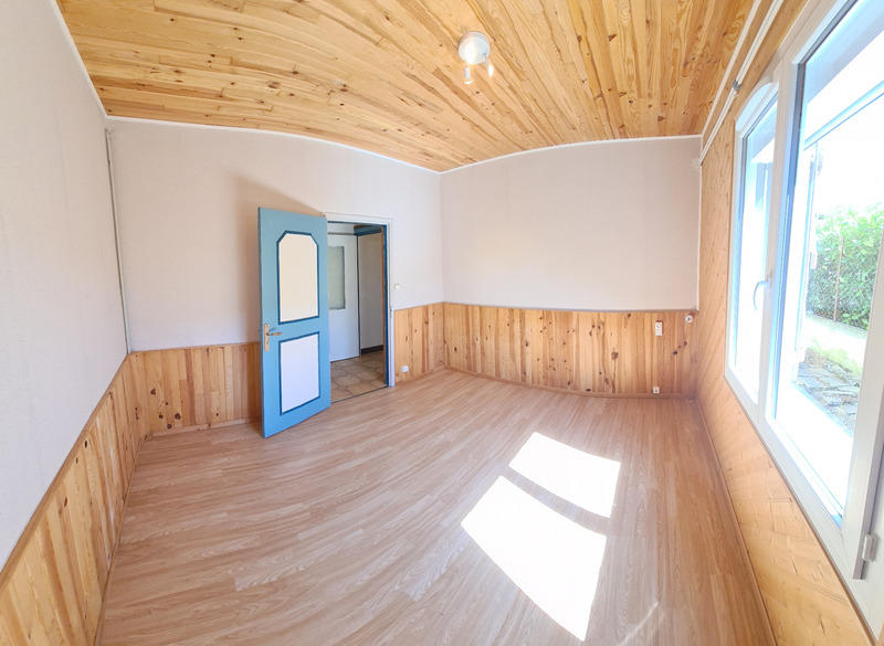 Maison - 252 m² - 7 pièces