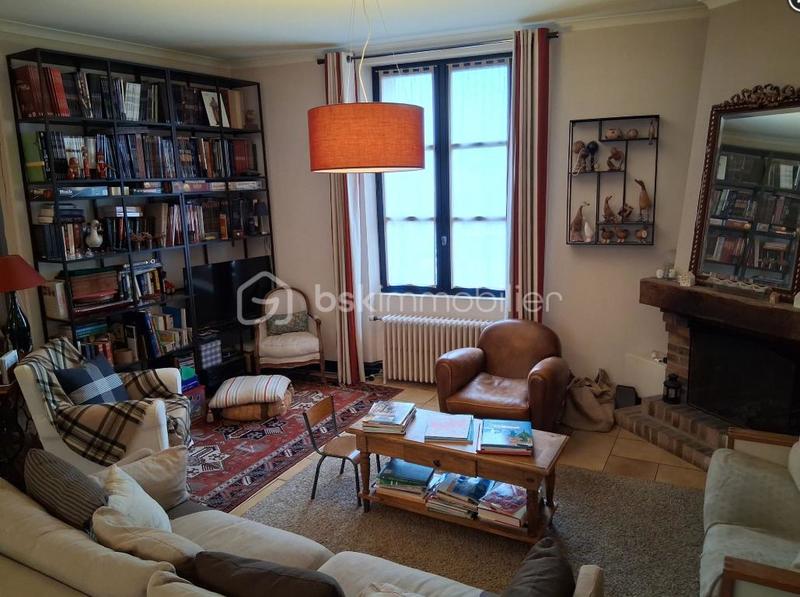 Demeure - 170 m² - 7 pièces